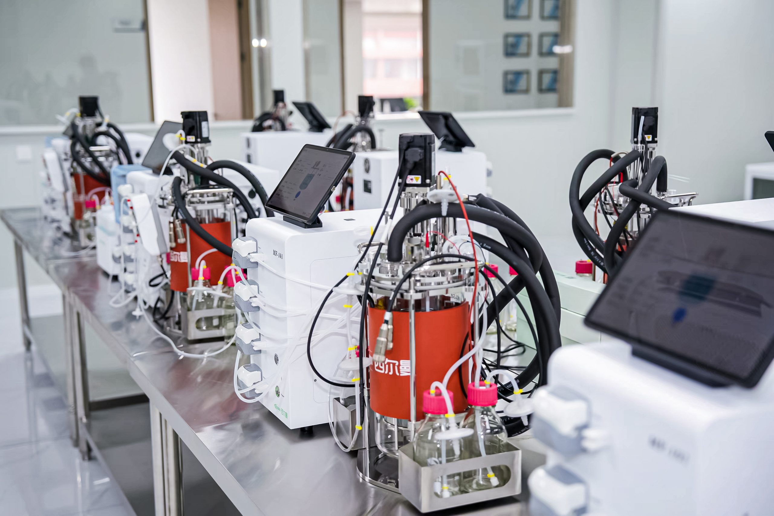 MF-101 Bioreactor - High performance & easy operation - Image 3